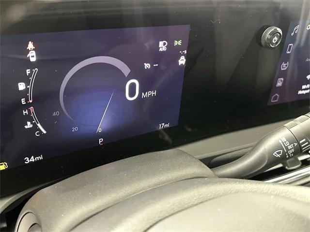 new 2025 Buick Envista car, priced at $28,651