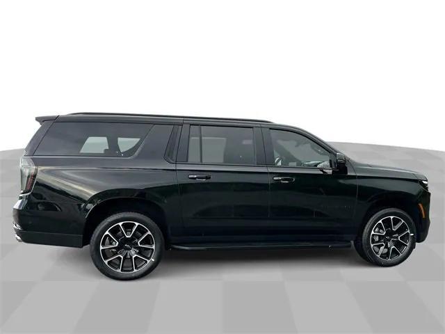new 2025 Chevrolet Suburban car, priced at $79,325