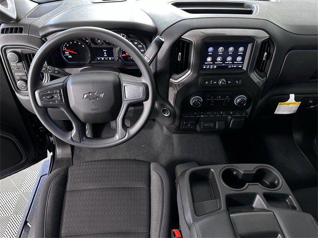 new 2025 Chevrolet Silverado 1500 car, priced at $46,204