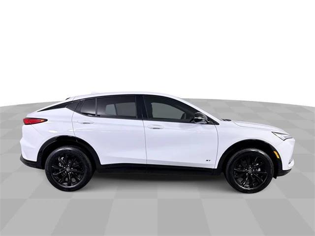 new 2025 Buick Envista car, priced at $27,144