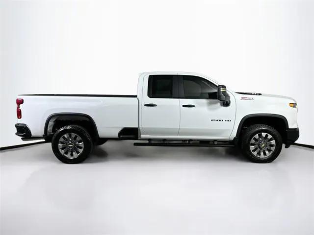 new 2025 Chevrolet Silverado 2500 car, priced at $52,680