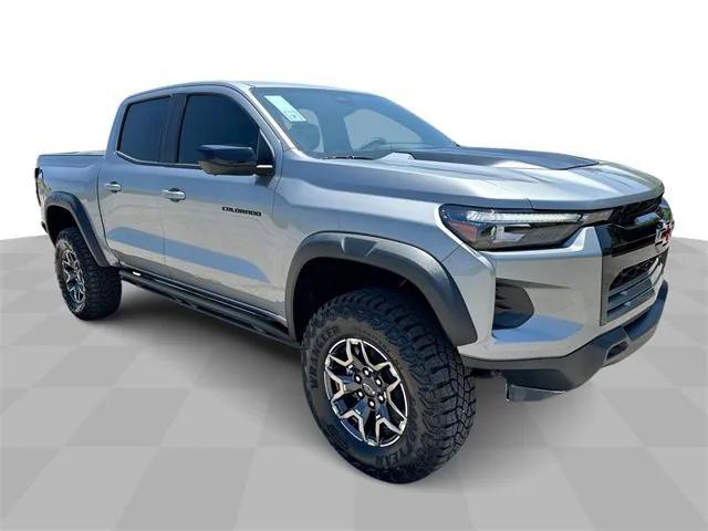 new 2025 Chevrolet Colorado car, priced at $52,614