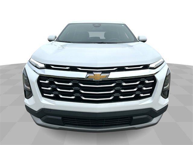 new 2026 Chevrolet Equinox car, priced at $32,490