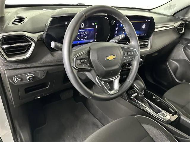 used 2025 Chevrolet TrailBlazer car, priced at $23,487
