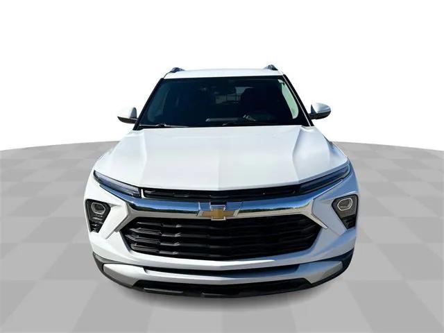 used 2025 Chevrolet TrailBlazer car, priced at $23,487