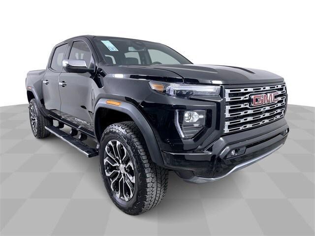 new 2025 GMC Canyon car, priced at $55,334