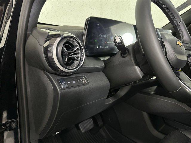 new 2026 Chevrolet Equinox car, priced at $35,010