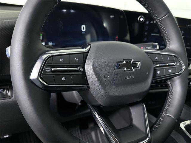 new 2026 Chevrolet Equinox car, priced at $33,950