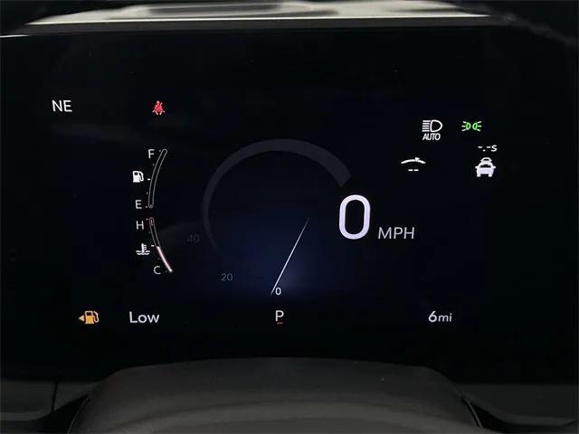 new 2025 Buick Envista car, priced at $29,533