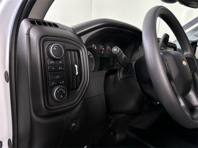 new 2025 Chevrolet Silverado 1500 car, priced at $50,740