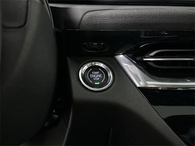 new 2025 Buick Envista car, priced at $33,721
