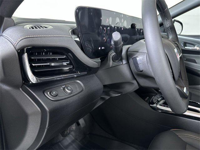new 2025 Buick Envista car, priced at $33,721