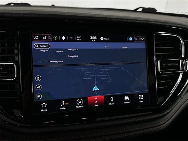 used 2024 Dodge Durango car, priced at $30,890