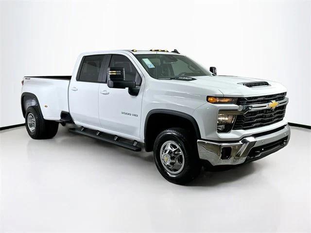 new 2025 Chevrolet Silverado 3500 car, priced at $76,675