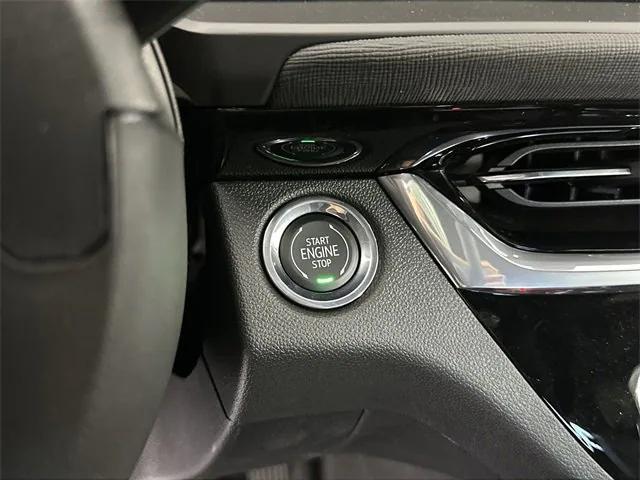 new 2025 Buick Envista car, priced at $28,439