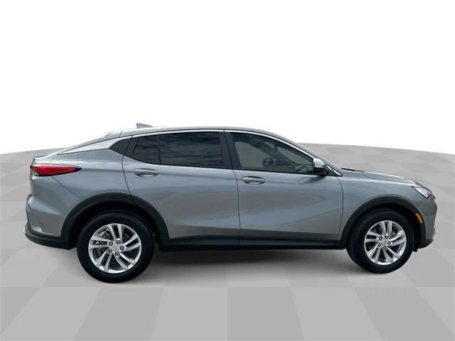 new 2025 Buick Envista car, priced at $29,433