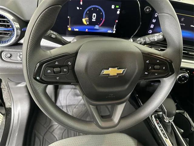 new 2025 Chevrolet Trax car, priced at $26,170