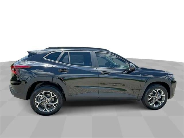 new 2025 Chevrolet Trax car, priced at $26,170