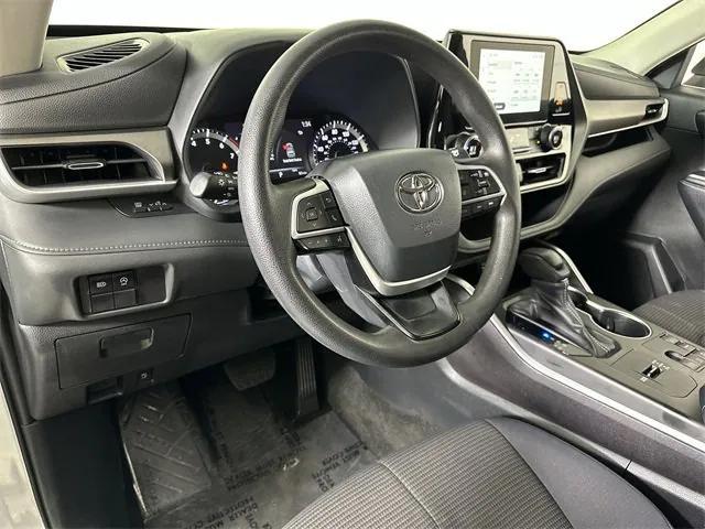 used 2023 Toyota Highlander car, priced at $31,800