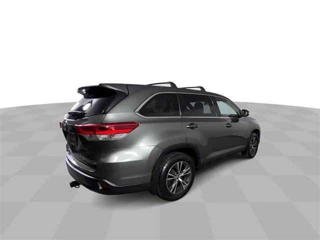 used 2019 Toyota Highlander car, priced at $23,600