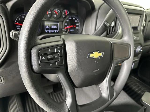 new 2025 Chevrolet Silverado 1500 car, priced at $45,740