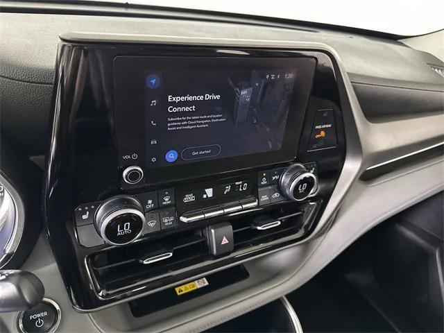 used 2023 Toyota Highlander Hybrid car, priced at $35,985