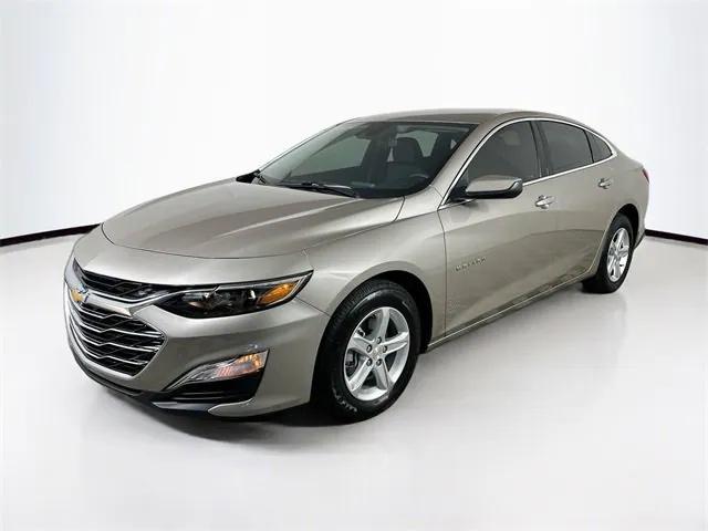 new 2024 Chevrolet Malibu car, priced at $23,235