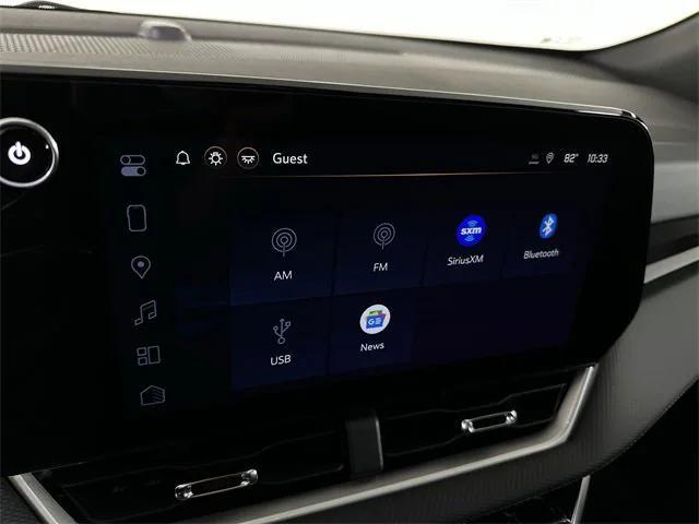 new 2026 Chevrolet Equinox car, priced at $30,960