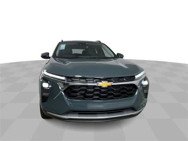 new 2025 Chevrolet Trax car, priced at $25,025