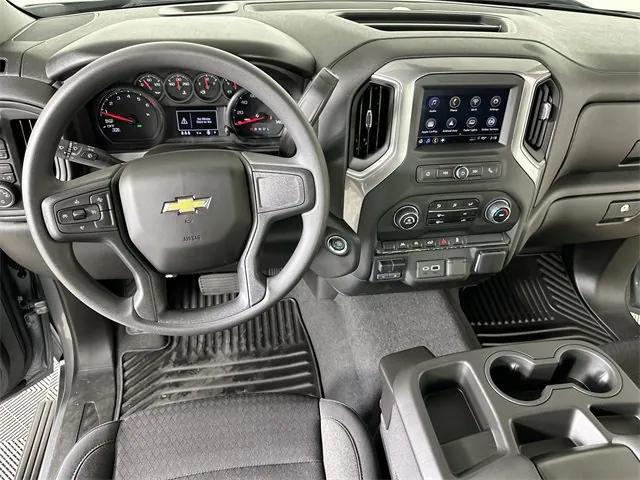 new 2024 Chevrolet Silverado 1500 car, priced at $49,610