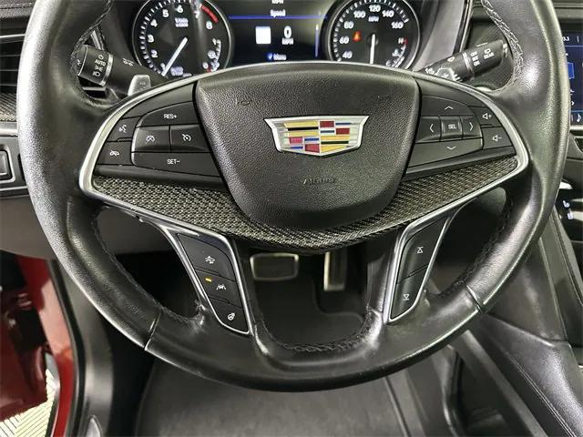 used 2021 Cadillac XT5 car, priced at $31,981