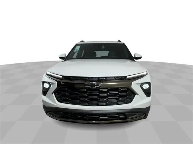 new 2025 Chevrolet TrailBlazer car, priced at $32,225