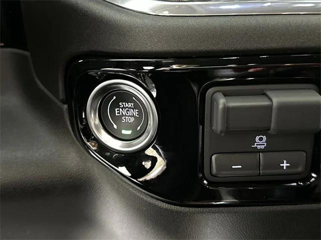 new 2025 GMC Sierra 1500 car, priced at $55,940