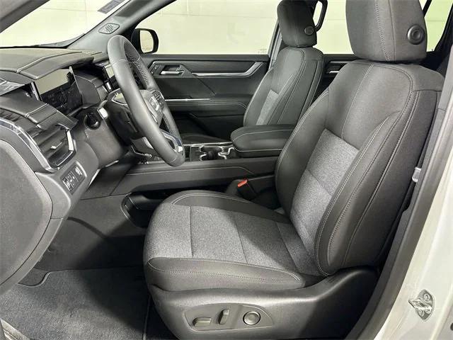 new 2025 GMC Acadia car, priced at $45,084