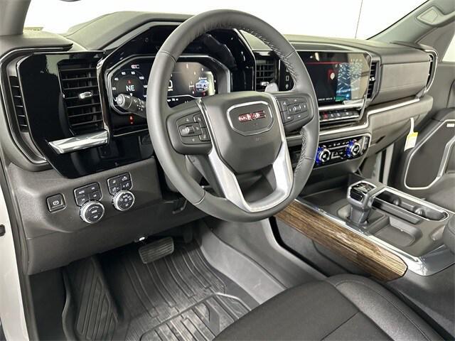 new 2025 GMC Sierra 1500 car, priced at $61,045