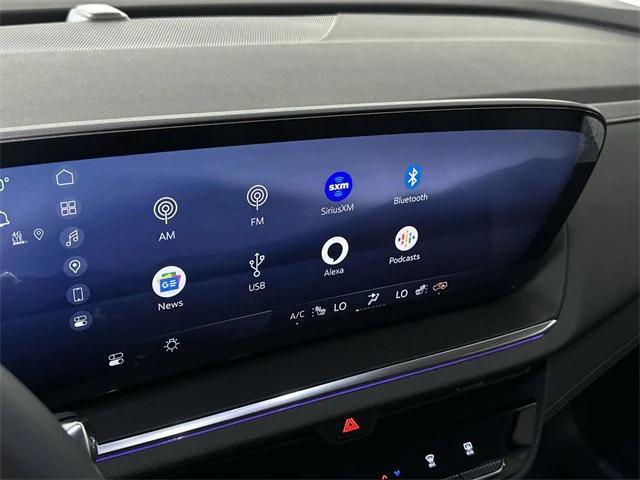 new 2025 Buick Envision car, priced at $40,581