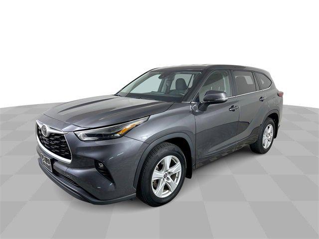 used 2023 Toyota Highlander car, priced at $32,800