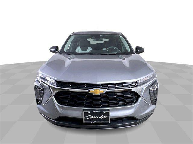 used 2025 Chevrolet Trax car, priced at $22,987