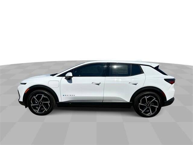 new 2025 Chevrolet Equinox EV car, priced at $38,009