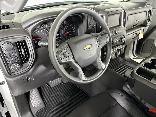 new 2024 Chevrolet Silverado 1500 car, priced at $49,090