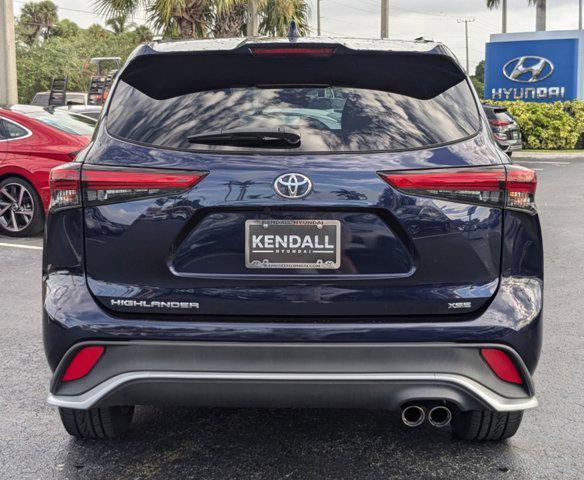 used 2021 Toyota Highlander car, priced at $33,997