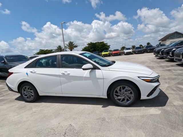 new 2024 Hyundai Elantra HEV car, priced at $28,430