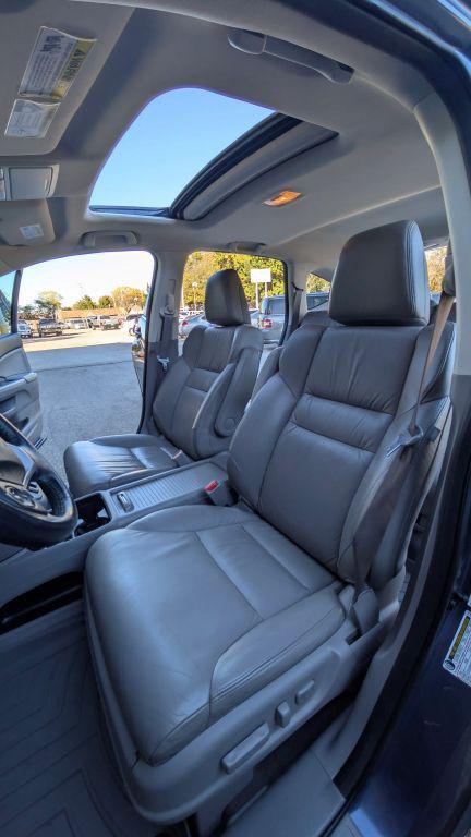 used 2014 Honda CR-V car, priced at $9,498