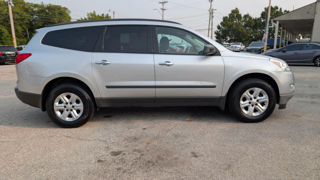 used 2012 Chevrolet Traverse car, priced at $5,498