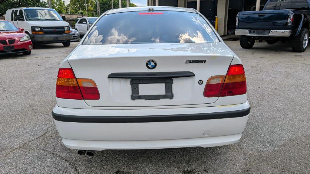 used 2005 BMW 325 car, priced at $3,998