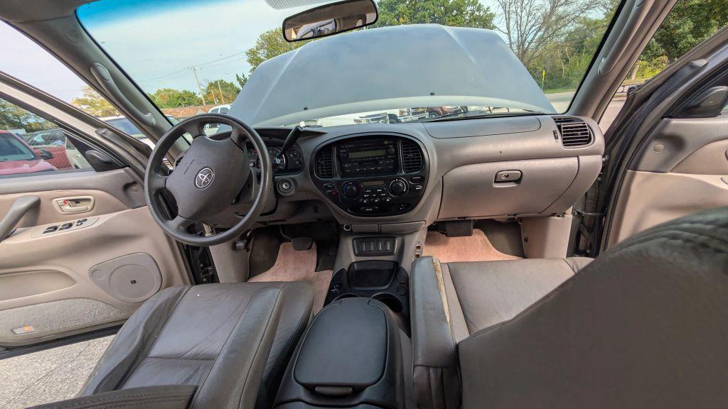 used 2007 Toyota Sequoia car, priced at $4,998