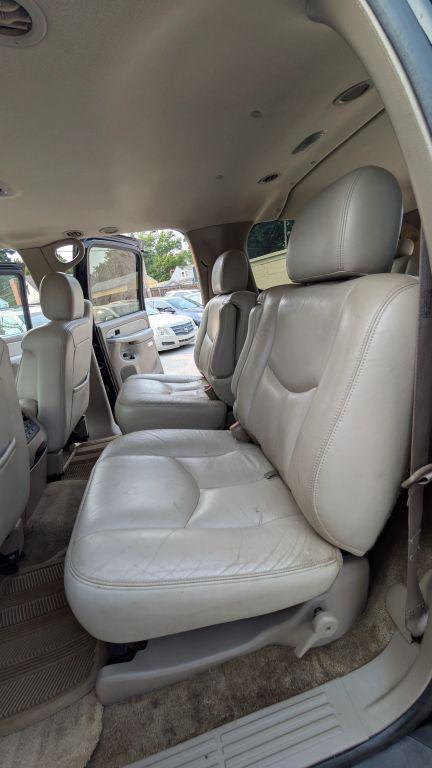 used 2003 GMC Yukon XL car, priced at $3,498