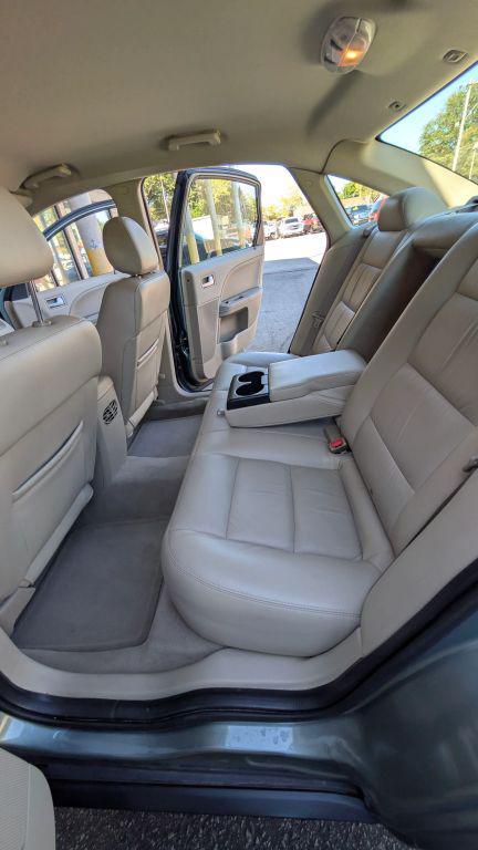 used 2006 Ford Five Hundred car, priced at $4,498