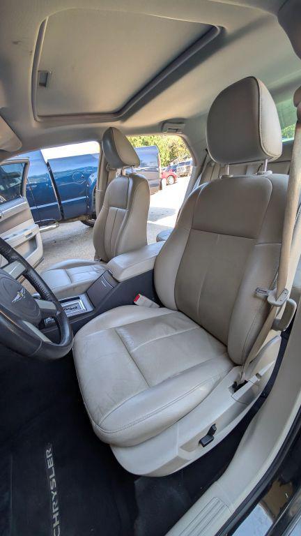used 2007 Chrysler 300 car, priced at $4,998