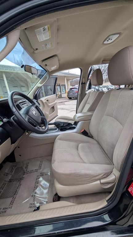 used 2005 Mazda Tribute car, priced at $3,498